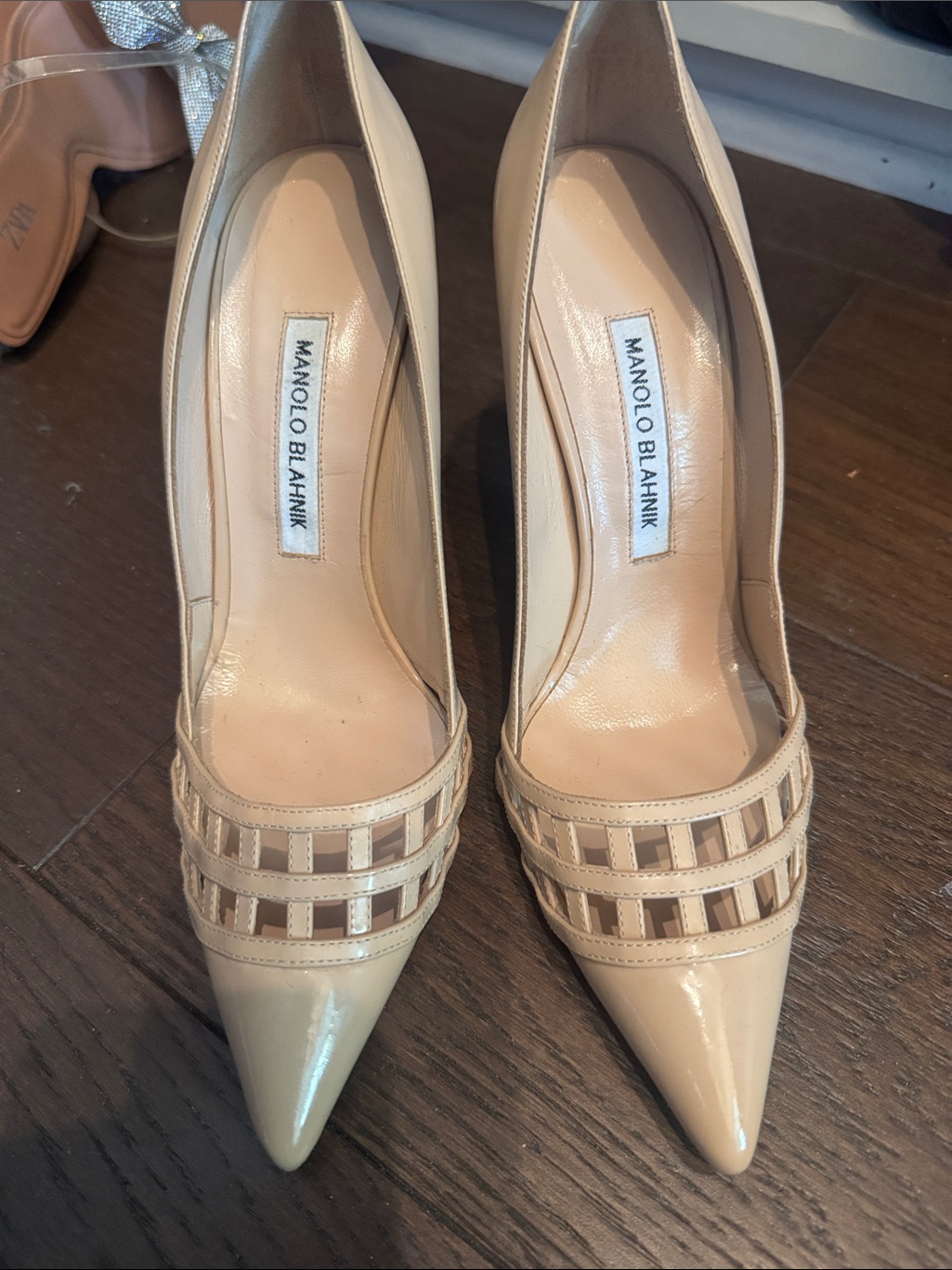 Manolo Blahnik Beige Patent Leather Pointed-Toe Pumps With Lattice Straps